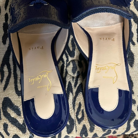 Christian Louboutin Patent Leather Tassel Accent Mules Barry 35 - Picture 7 of 8